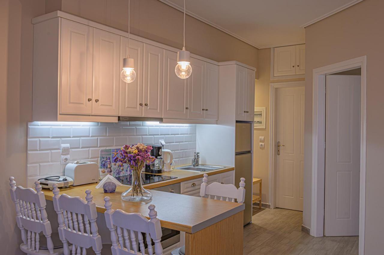 Paralio Astros Beachfront Suites Ксиропигадо Экстерьер фото
